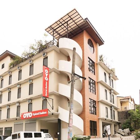 Spiral Suites Hotel Quezon City Bagian luar foto