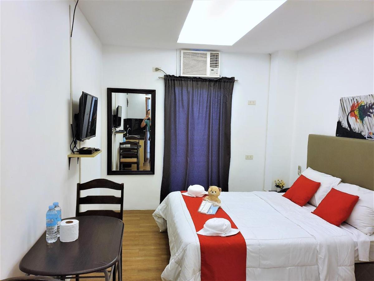 Spiral Suites Hotel Quezon City Bagian luar foto