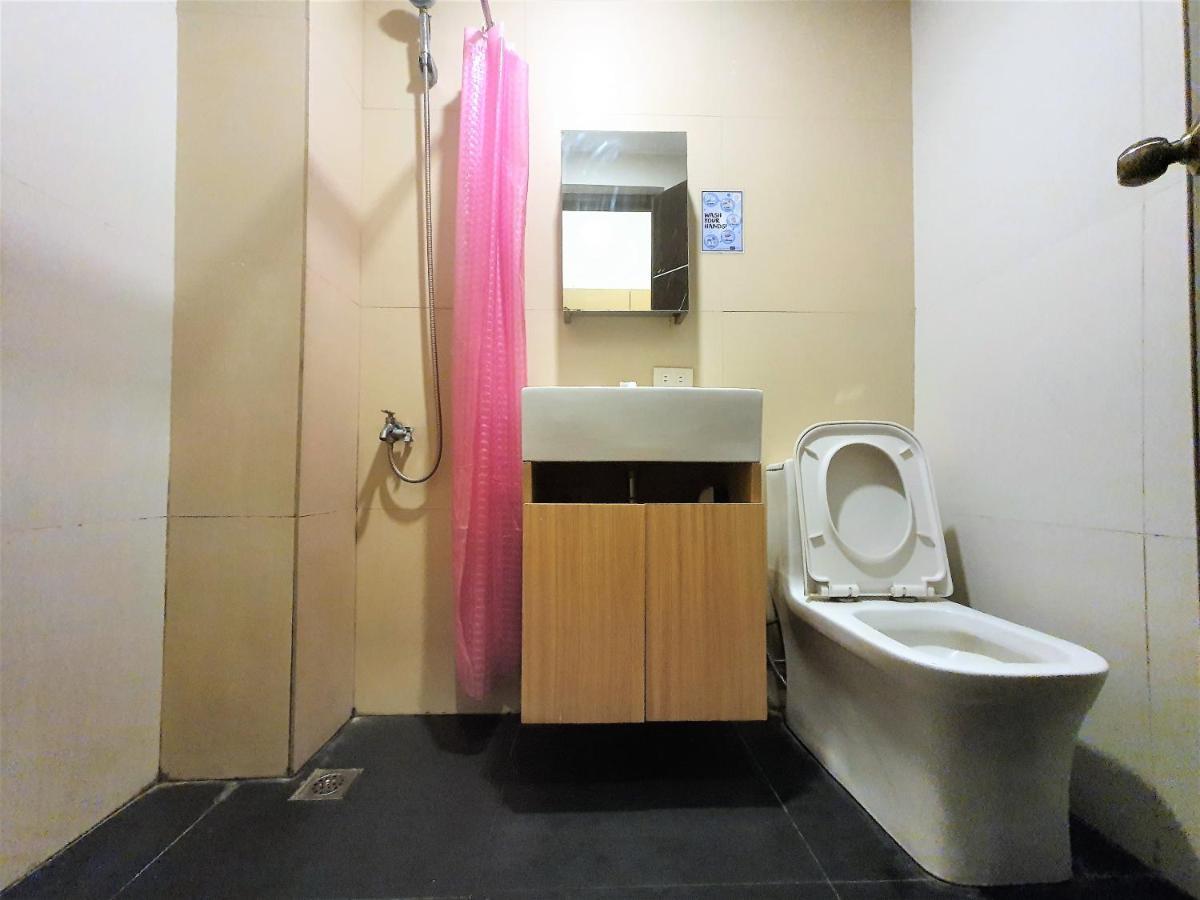 Spiral Suites Hotel Quezon City Bagian luar foto