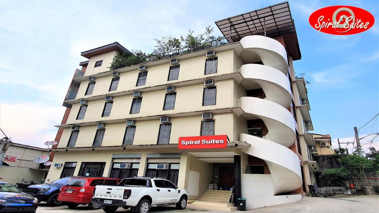 Spiral Suites Hotel Quezon City Bagian luar foto