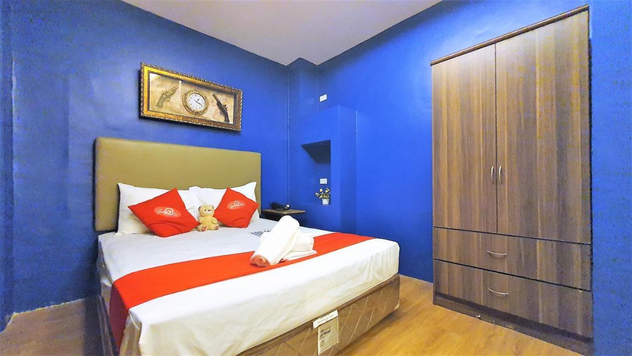 Spiral Suites Hotel Quezon City Bagian luar foto
