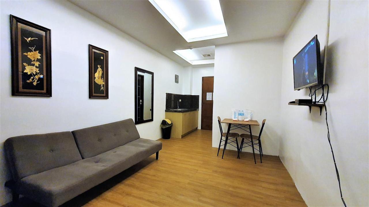 Spiral Suites Hotel Quezon City Bagian luar foto