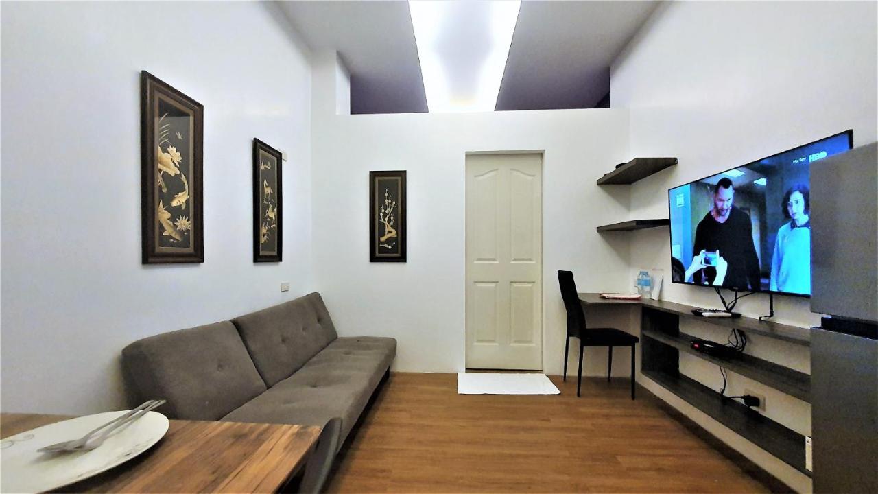 Spiral Suites Hotel Quezon City Bagian luar foto