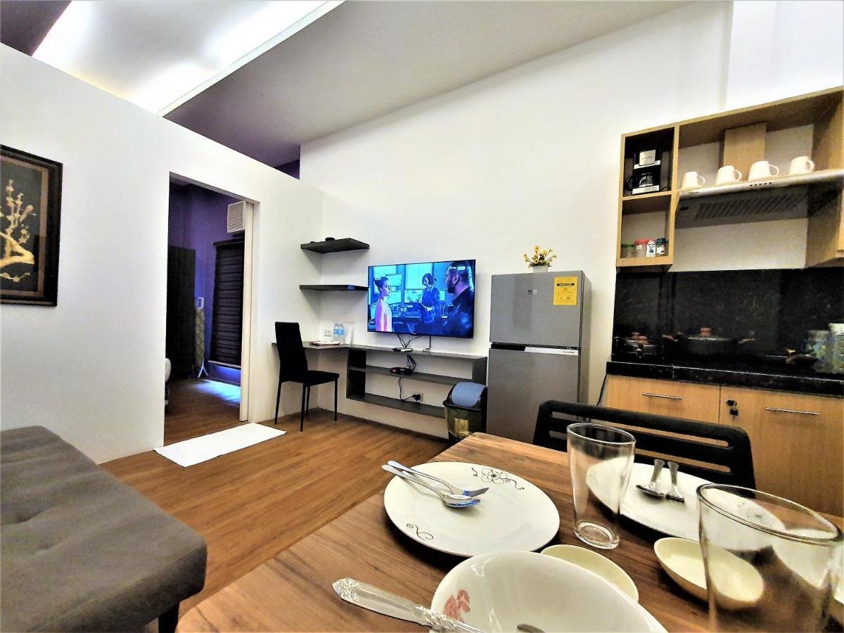 Spiral Suites Hotel Quezon City Bagian luar foto