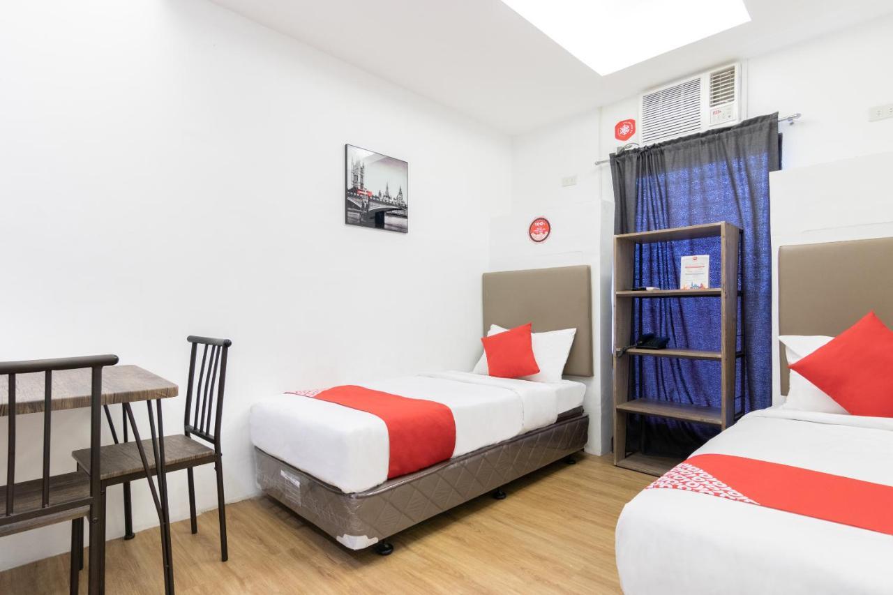 Spiral Suites Hotel Quezon City Bagian luar foto